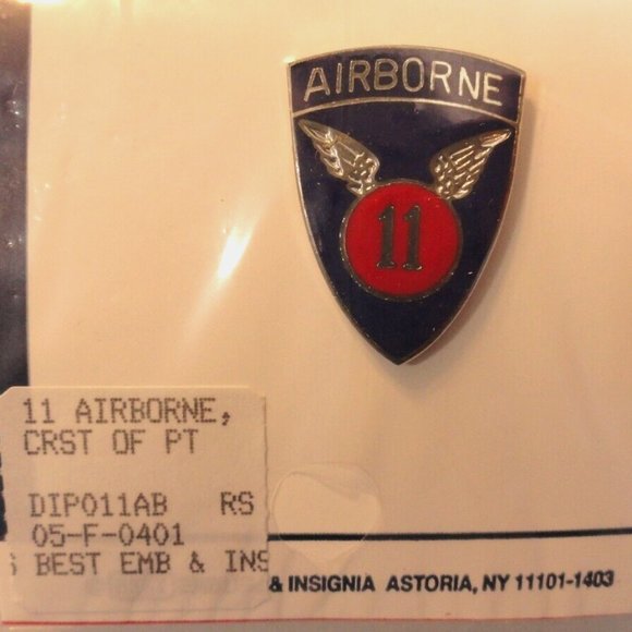 NEW US ARMY 11th AIRBORNE DIVISION LAPEL PIN CREST DUI CREST BADGE SV 2067 - Picture 6 of 6